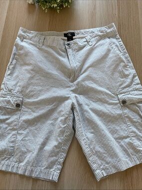 MEN Calvin Klein White & Light Gray Striped Cargo Shorts